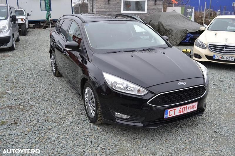 Second-hand Ford Focus Active 120 CP (88 kW) 2017 Culoarenegru Break