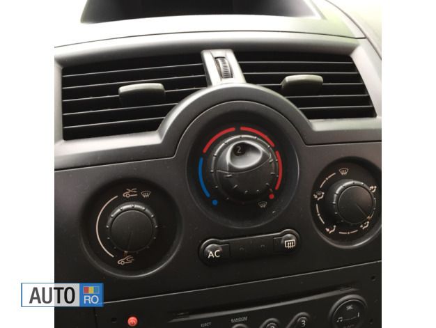 Second-hand Renault Mégane GrandTour 101 CP (74 kW) 2005 Argintiu Break