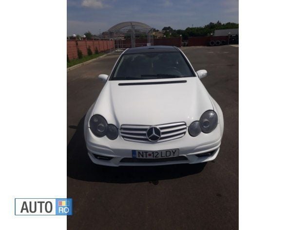 Second-hand Mercedes C180 143 CP (105 kW) 2006 Alb Coupe