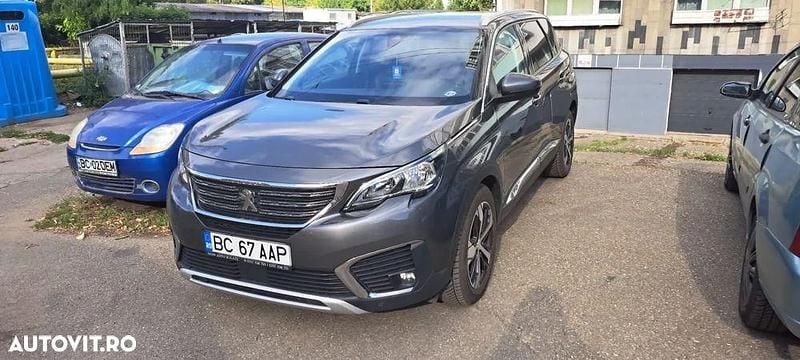 Gri Utilizat 2018 Peugeot 5008 Access Monovolum | 14.900 EUR (Preț OK) - Imagine 1/4