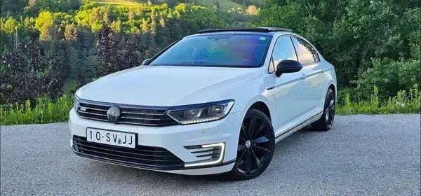 Utilizat 2016 VW Passat GTE Berlinǎ | 14.500 EUR (Puțin scump) - Imagine 1/4
