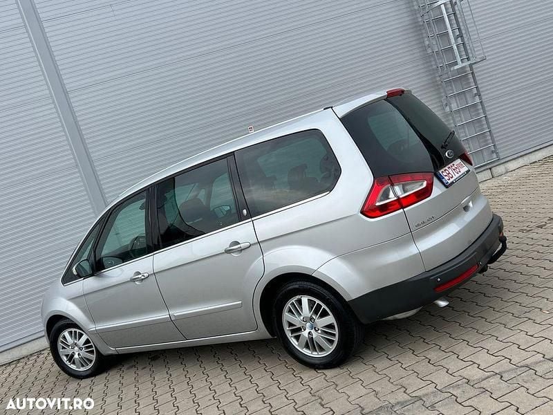Second-hand Ford Galaxy 130 CP (95 kW) 2007 Culoareargint Monovolum
