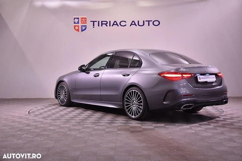 Second-hand Mercedes C300 AMG line 258 CP (189 kW) 2022 Culoaregri Berlinǎ