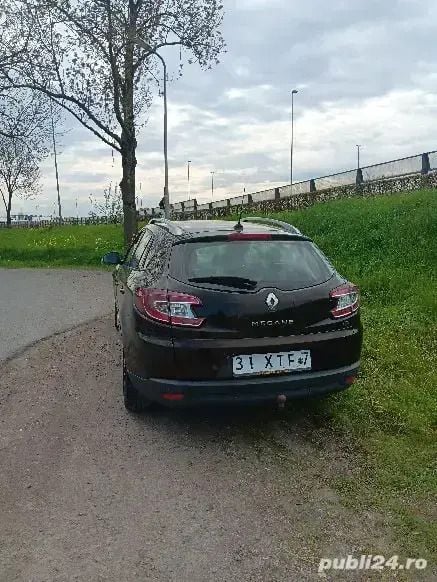 Utilizat 2012 Renault Mégane III Break | 5.000 EUR - Imagine 1/4