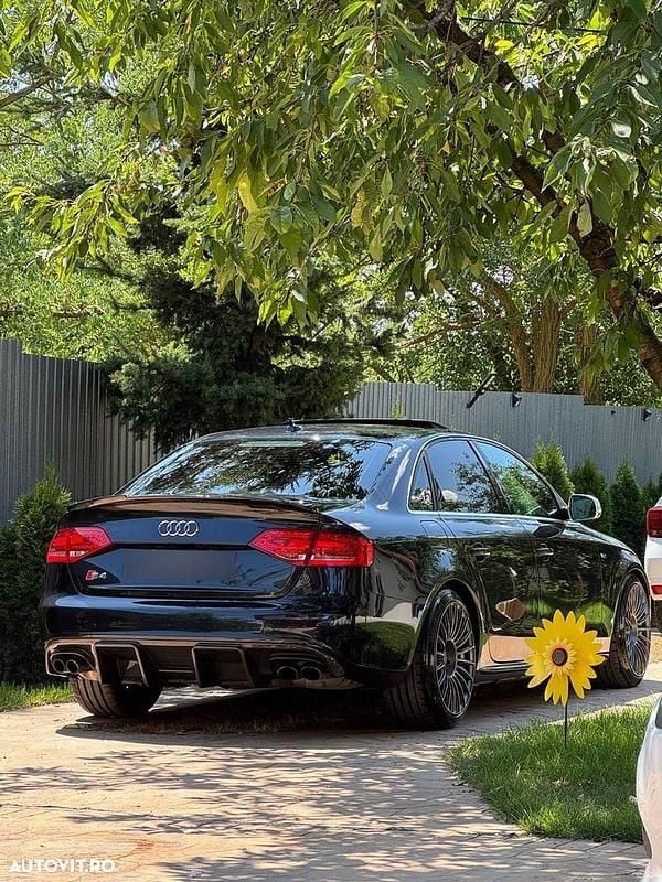 Culoarealbastru Utilizat 2010 Audi S4 Berlinǎ | 14.999 EUR - Imagine 1/4