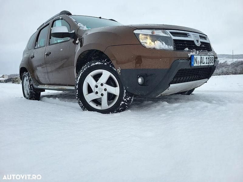 Culoarealte culori Second-hand 2011 Dacia Duster Prestige SUV | 6.990 EUR (Preț OK) - Imagine 1/4