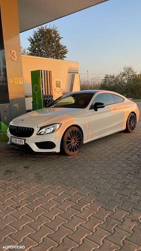 Second-hand Mercedes C200 184 CP (135 kW) 2016 Culoarealb Coupe
