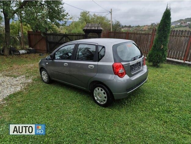 Second-hand Chevrolet Aveo 90 CP (66 kW) 2011 Gri Berlinǎ