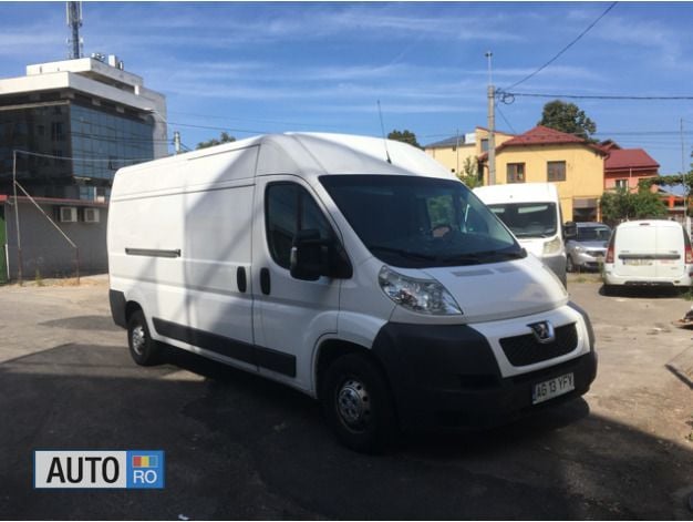 Second-hand Peugeot Boxer 131 CP (96 kW) 2014 Alb Van