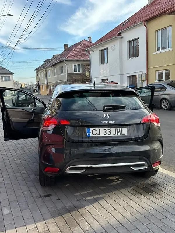 Second-hand Citroën DS4 163 CP (119 kW) 2011 Negru Hatchback