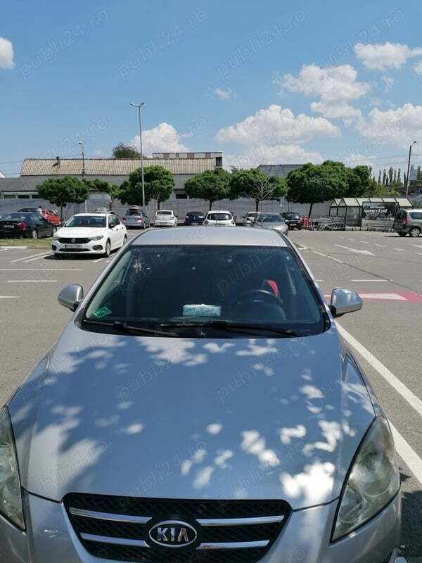 Utilizat 2008 Kia Ceed 2 Hatchback | 3.250 EUR (Preț OK) - Imagine 1/4