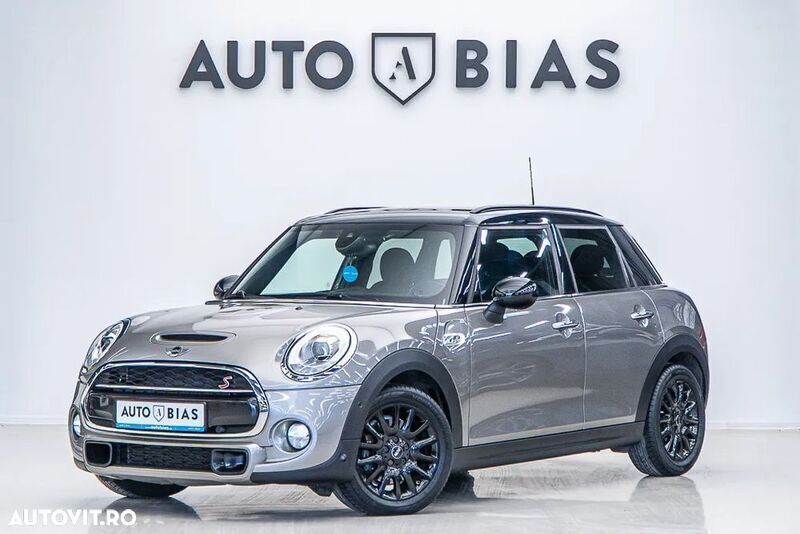 Gri Utilizat 2018 Mini Cooper S Sport Hatchback | 17.990 EUR (Preț OK) - Imagine 1/4