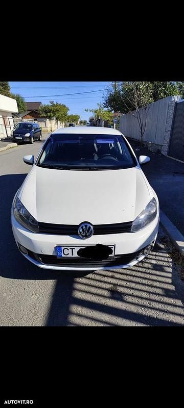Culoarealb Utilizat 2010 VW Golf VI Move Hatchback | 4.999 EUR (Preț OK) - Imagine 1/4