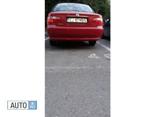 Second-hand Fiat Albea 77 CP (56 kW) 2007 Rosu Berlinǎ