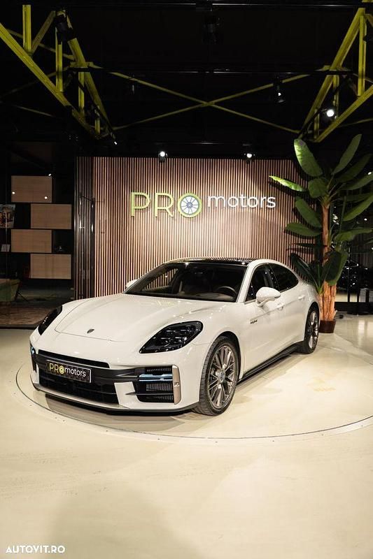 Culoaregri Utilizat 2024 Porsche Panamera Turbo E-Hybrid Berlinǎ | 217.558 EUR - Imagine 1/4