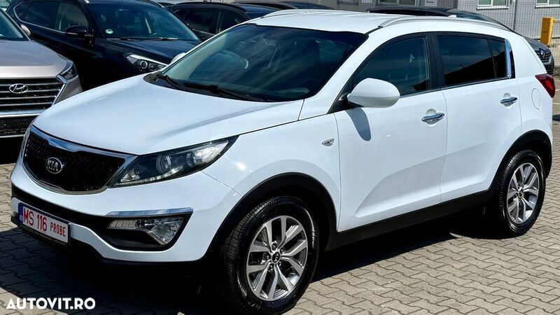 Alb Utilizat 2015 Kia Sportage SUV | 10.999 EUR (Preț OK) - Imagine 1/4