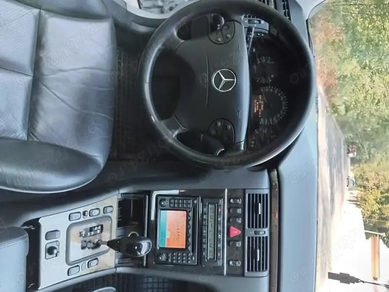 Utilizat 2001 Mercedes E220 Berlinǎ | 2.500 EUR - Imagine 1/4