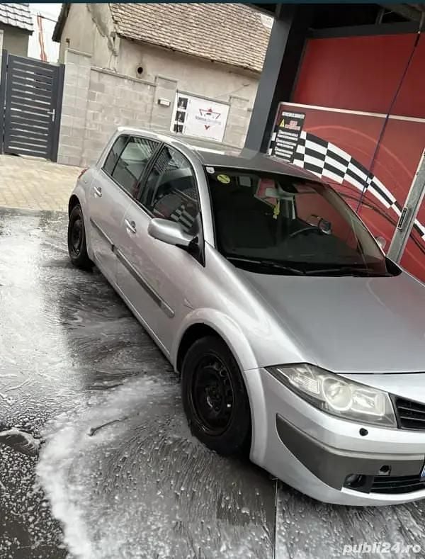 Utilizat 2006 Renault Mégane II Hatchback | 1.190 EUR (Preț OK) - Imagine 1/4