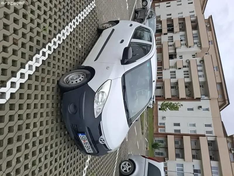 Utilizat 2008 Hyundai i10 Hatchback | 2.600 EUR - Imagine 1/4