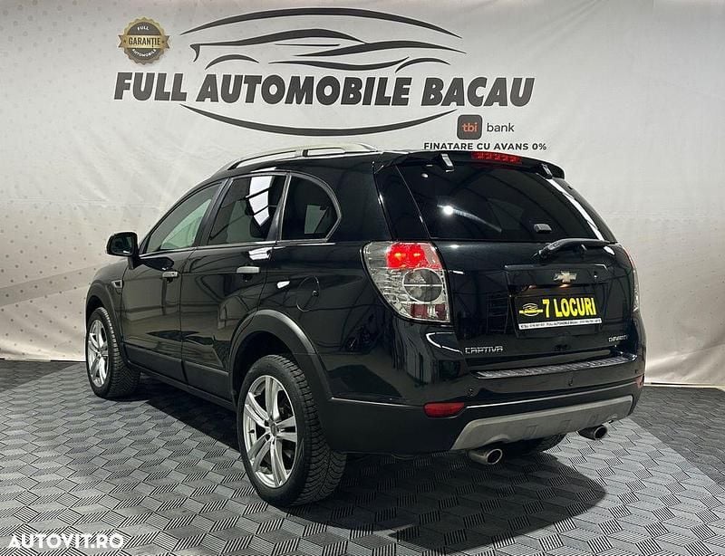 Second-hand Chevrolet Captiva LTZ 184 CP (135 kW) 2012 Culoarenegru SUV