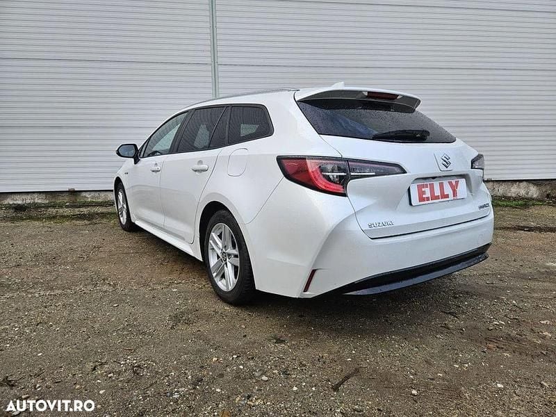 Second-hand Suzuki Swace 98 CP (72 kW) 2023 Culoarealb Break