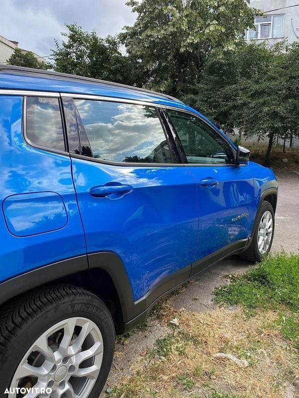 Culoarealbastru Second-hand 2021 Jeep Compass Longitude SUV | 17.235 EUR (Preț bun) - Imagine 1/1