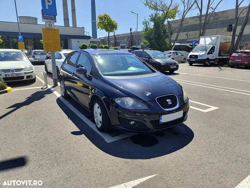 Culoarenegru Utilizat 2012 Seat Leon Style Hatchback | 5.900 EUR (Preț bun) - Imagine 1/4