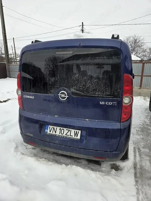 Second-hand Opel Combo 105 CP (77 kW) 2012 Monovolum