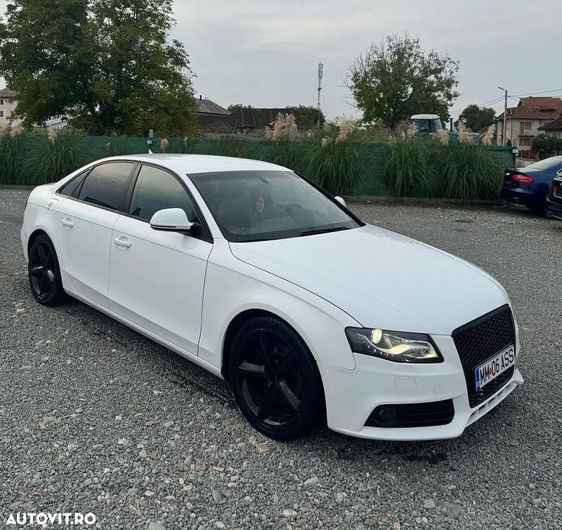 Second-hand Audi A4 S-Line 160 CP (117 kW) 2009 Culoarealb Berlinǎ