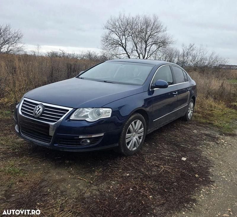 Culoarealbastru Utilizat 2010 VW Passat Individual Berlinǎ | 4.800 EUR (Preț OK) - Imagine 1/4