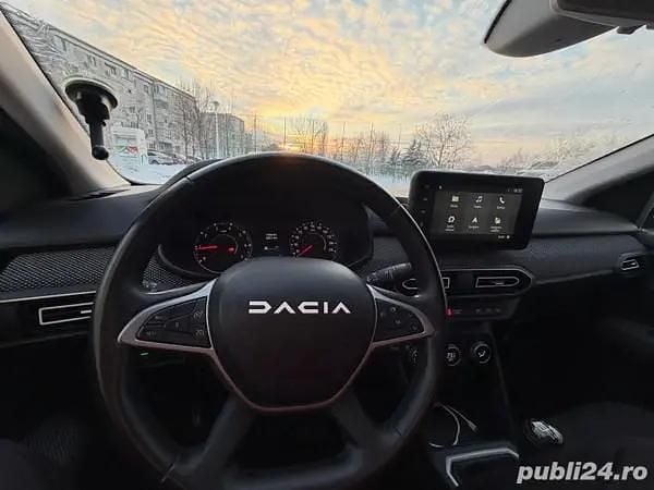 Second-hand Dacia Logan 100 CP (73 kW) 2024 Berlinǎ