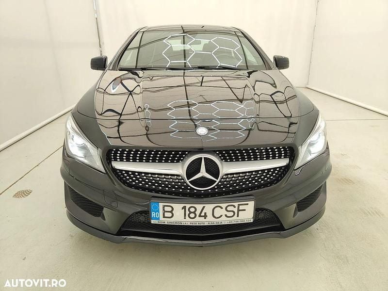 Negru Utilizat 2015 Mercedes 200 AMG line Hatchback | 14.900 EUR - Imagine 1/4