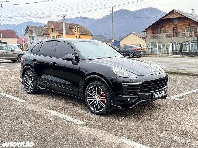 Second-hand Porsche Cayenne 262 CP (192 kW) 2016 Culoarenegru SUV