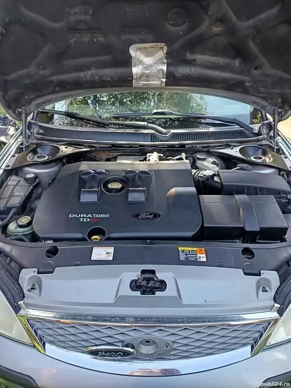 Second-hand Ford Mondeo 115 CP (84 kW) 2006 Berlinǎ