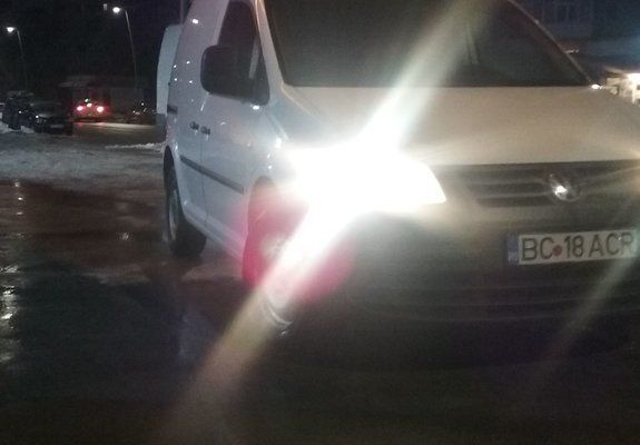 Alb Utilizat 2007 VW Caddy Monovolum | 2.990 EUR (Super Preț) - Imagine 1/4