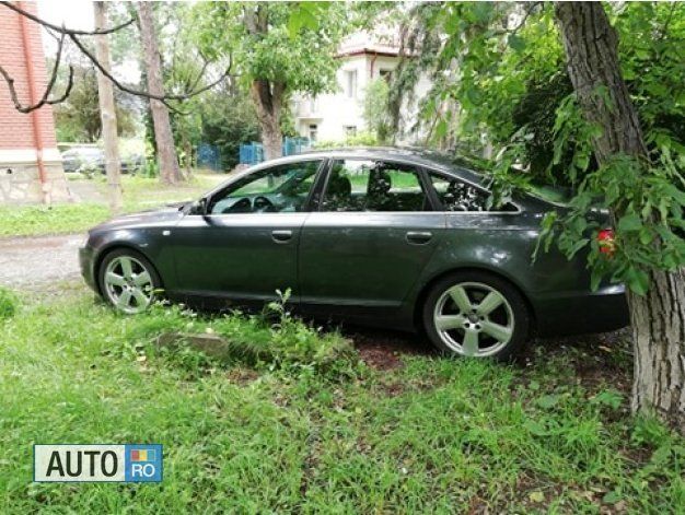Gri Utilizat 2005 Audi A6 S-Line Berlinǎ | 4.500 EUR (Preț OK) - Imagine 1/4