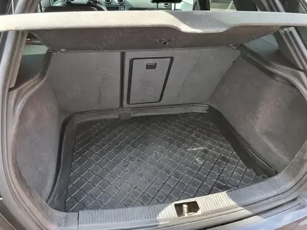 Utilizat 2007 Audi A3 S-Line Hatchback | 3.900 EUR (Preț OK) - Imagine 1/4