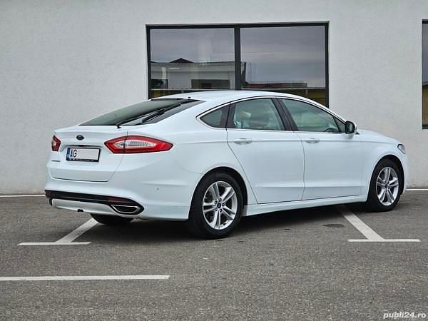 Second-hand Ford Mondeo 179 CP (131 kW) 2015 Berlinǎ