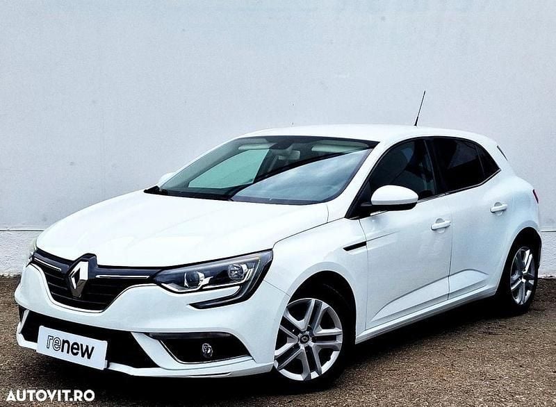 Culoarealb Utilizat 2017 Renault Mégane IV Hatchback | 8.500 EUR (Preț OK) - Imagine 1/4
