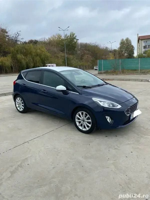 Second-hand Ford Fiesta Titanium 100 CP (73 kW) 2018 Albastru Hatchback