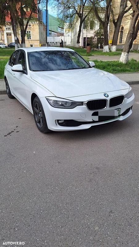 Alb Utilizat 2012 BMW 316 Berlinǎ | 10.100 EUR (Scump) - Imagine 1/4