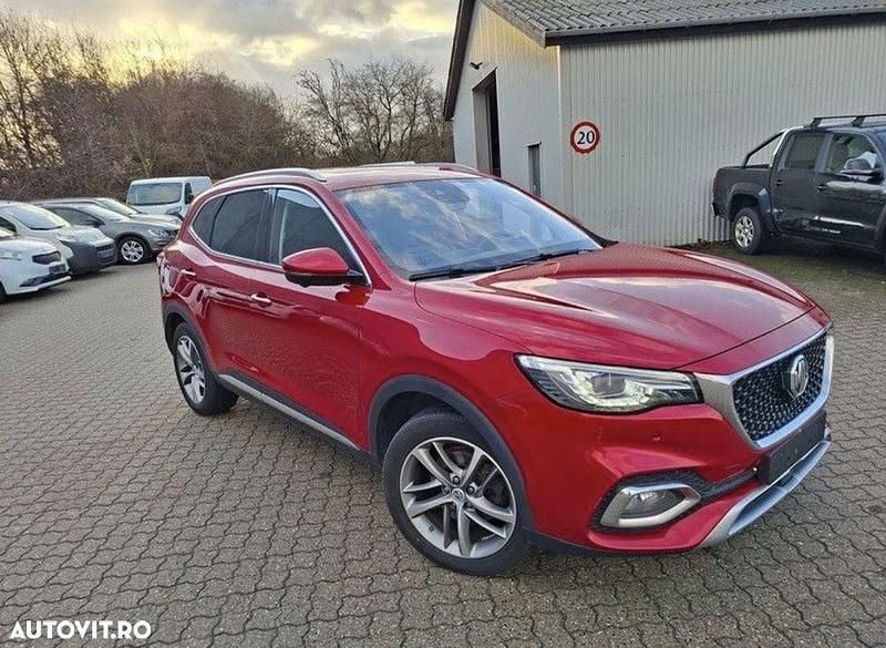 Second-hand MG HS Luxury 162 CP (119 kW) 2022 Culoarerosu SUV