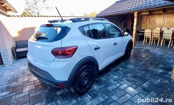 Second-hand Dacia Sandero Stepway 100 CP (73 kW) 2023 Hatchback