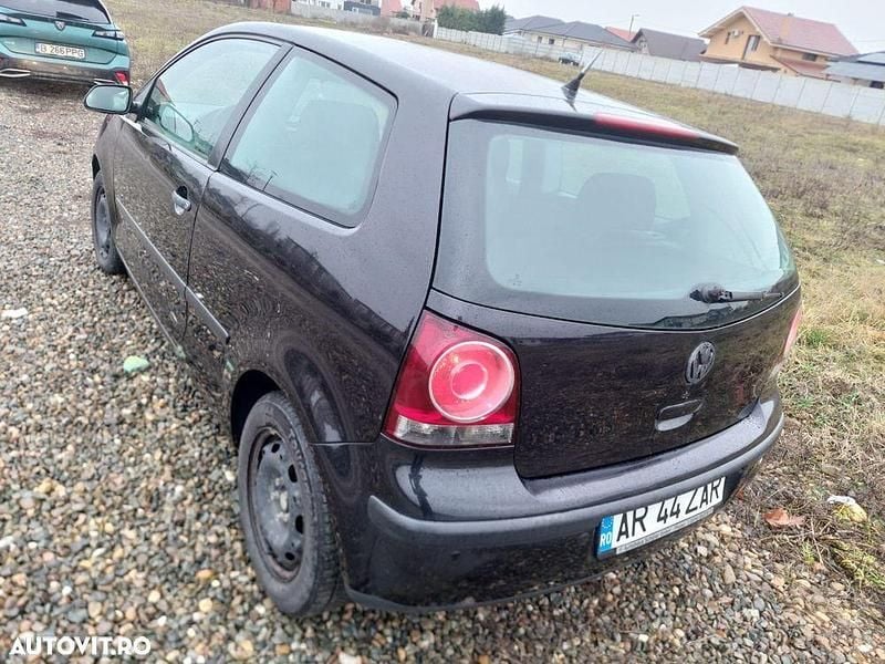 Second-hand VW Polo United 70 CP (51 kW) 2007 Culoarenegru Hatchback