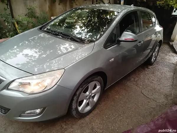 Utilizat 2010 Opel Astra Berlinǎ | 3.100 EUR (Preț OK) - Imagine 1/4