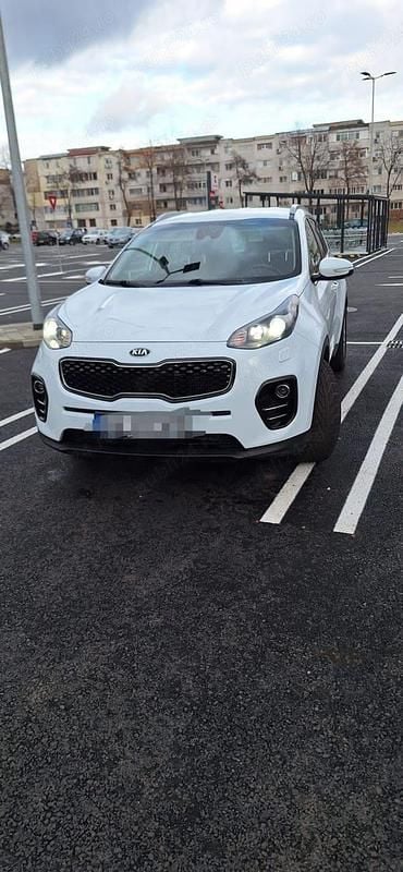 Alb Utilizat 2016 Kia Sportage Edition 7 SUV | 13.500 EUR (Puțin scump) - Imagine 1/4