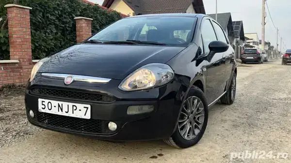 Utilizat 2011 Fiat Punto Hatchback | 3.650 EUR - Imagine 1/4