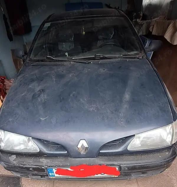 Second-hand Renault Mégane 55 CP (40 kW) 1996 Berlinǎ