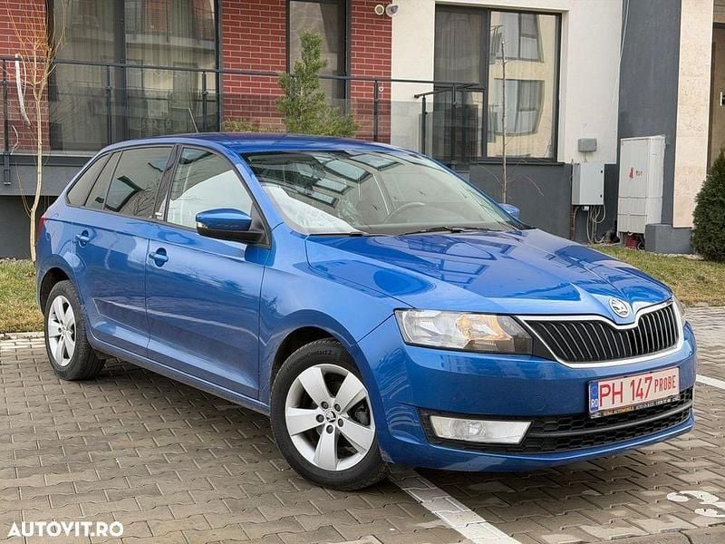 Second-hand Skoda Rapid Joy 90 CP (66 kW) 2016 Culoarealbastru Hatchback