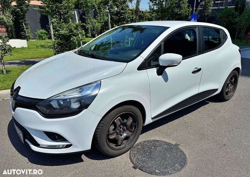 Alb Utilizat 2019 Renault Clio IV Hatchback | 6.800 EUR (Preț bun) - Imagine 1/4